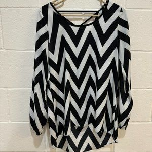 black and white Studio Y blouse